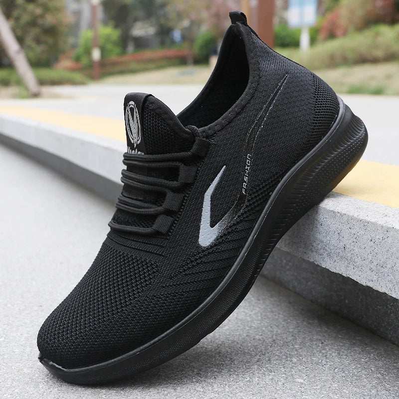 Scarpe traspiranti di classe sportiva